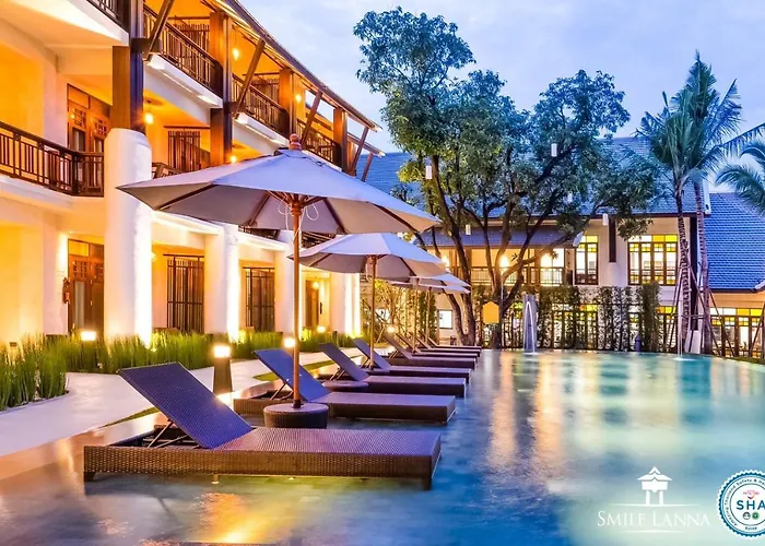 โรงแรมสมายล์ ล้านนา (SHA Extra Plus)